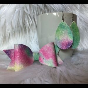 Mommy and me earring and bow set